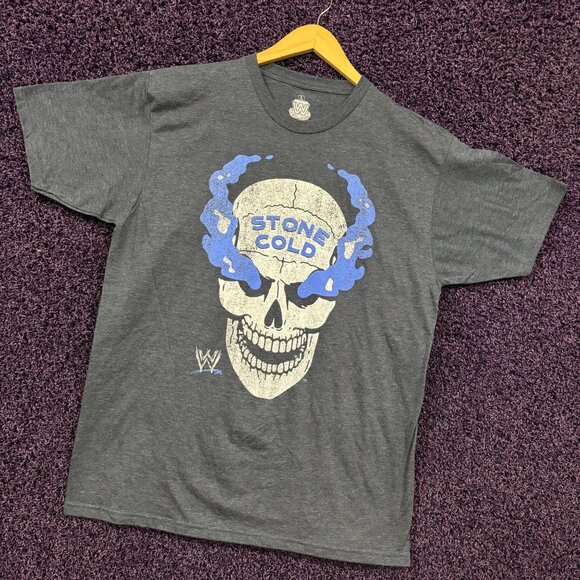 Stone Cold Steve Austin Flaming Skull WWE Legends T-Shirt L - Picture 3 of 4
